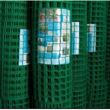 Заборная решетка пластиковая зеленая яч.: 40*40 мм Рулон 1,5х25м
